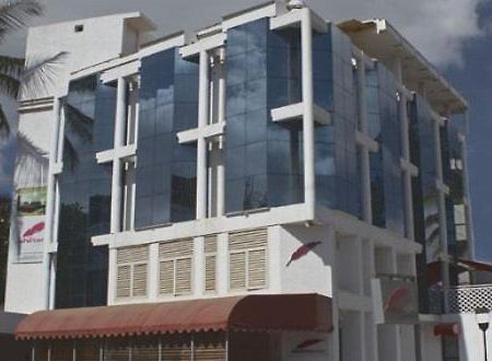 Shilton Suites Bangalore Ngoại thất bức ảnh
