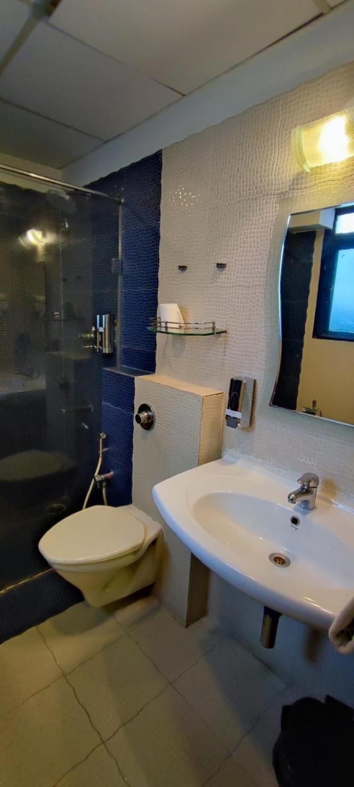 Shilton Suites Bangalore Ngoại thất bức ảnh